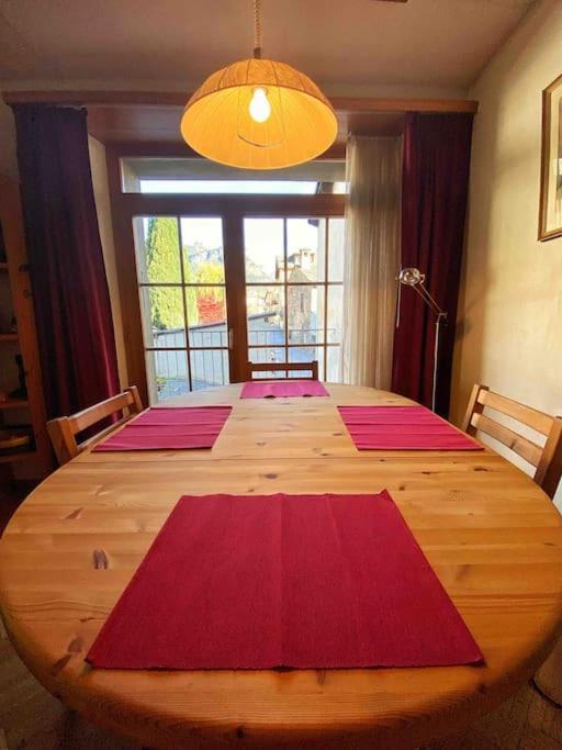 Casa Lalla affittasi nel centro di Poschiavo Esterno foto